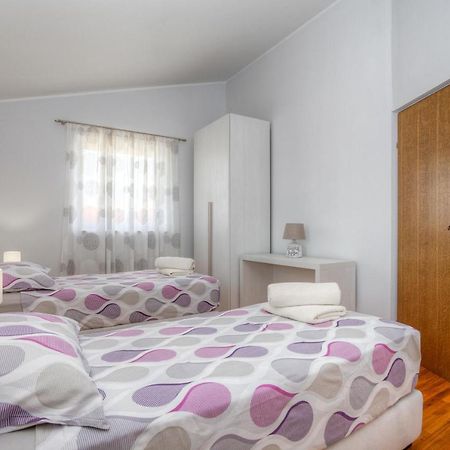 Diconi Apartment Pula Ngoại thất bức ảnh