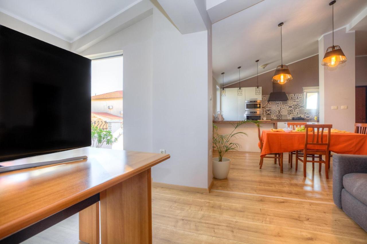 Diconi Apartment Pula Ngoại thất bức ảnh
