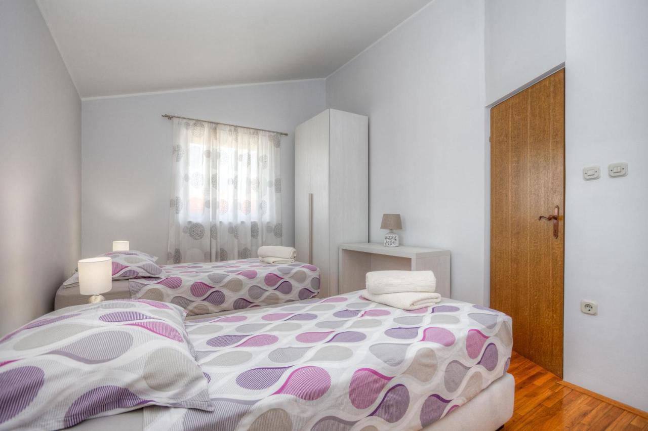 Diconi Apartment Pula Ngoại thất bức ảnh