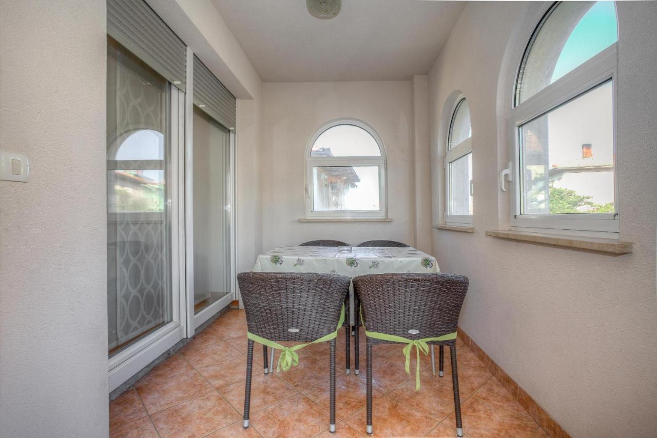 Diconi Apartment Pula Ngoại thất bức ảnh